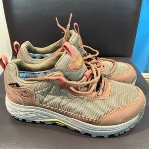 listing-status-banner